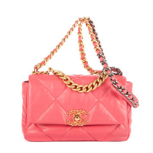 Chanel Classic 19 Flap Small